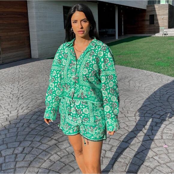 ZARA BLOGGER FAVE!!! High-Waisted Shorts NWT - Picture 11 of 16